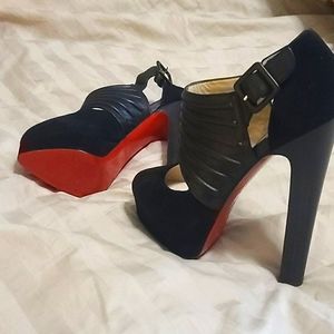 Black Bye Bye Suede Platform Pumps